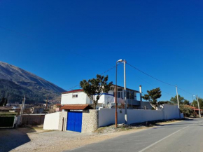Guest House KrisHen